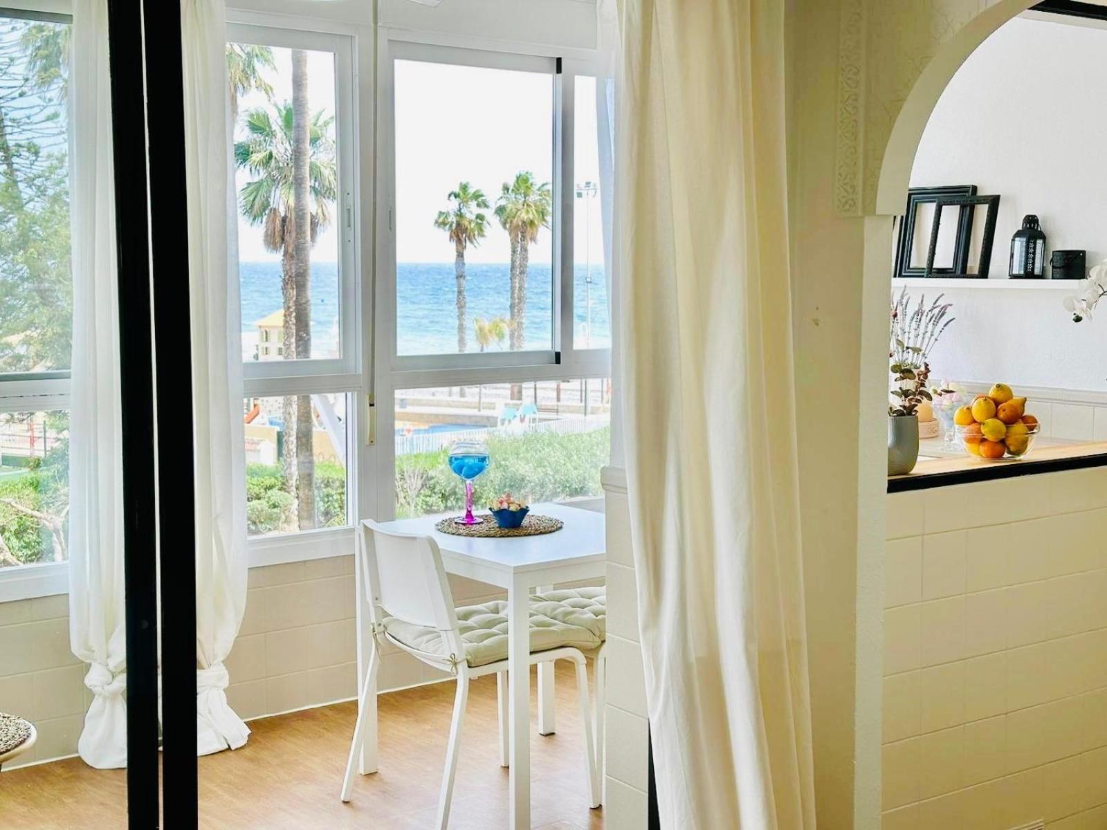 Estudio Pepa Luna Algarrobo Beach Malaga Bagian luar foto